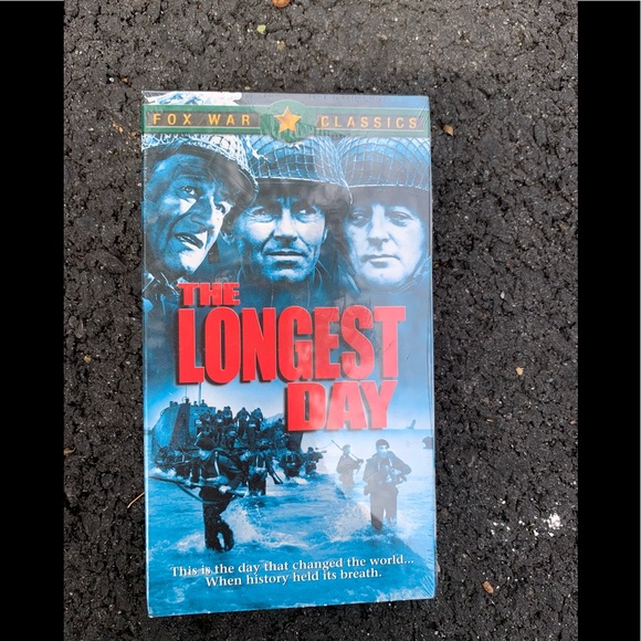 The Longest Day VHS Sealed - Picture 1 of 2